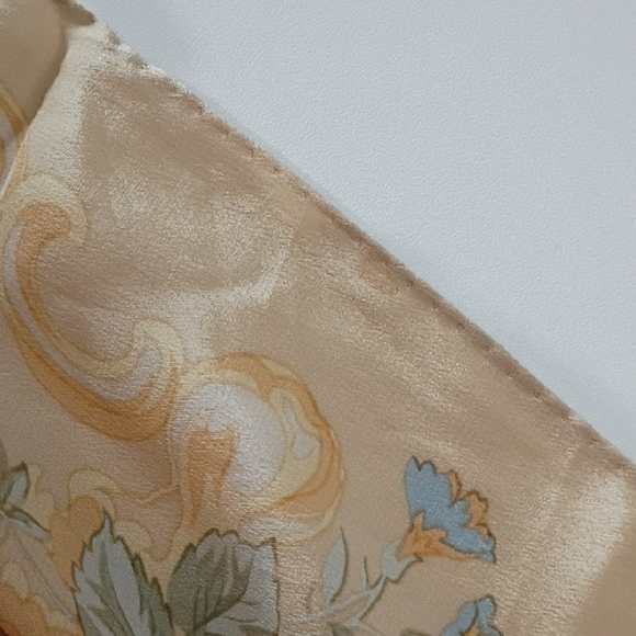 Vintage Ralph Lauren Kathleen Floral Silk Scarf 34x34 1980s - Picture 6 of 8
